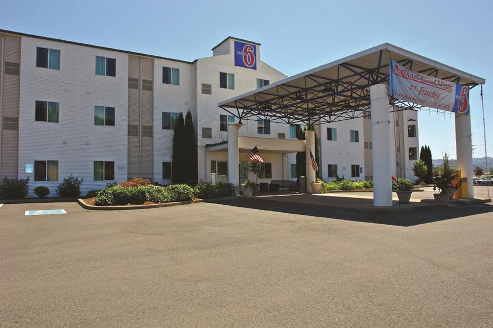 Motel 6-Roseburg, Or Экстерьер фото